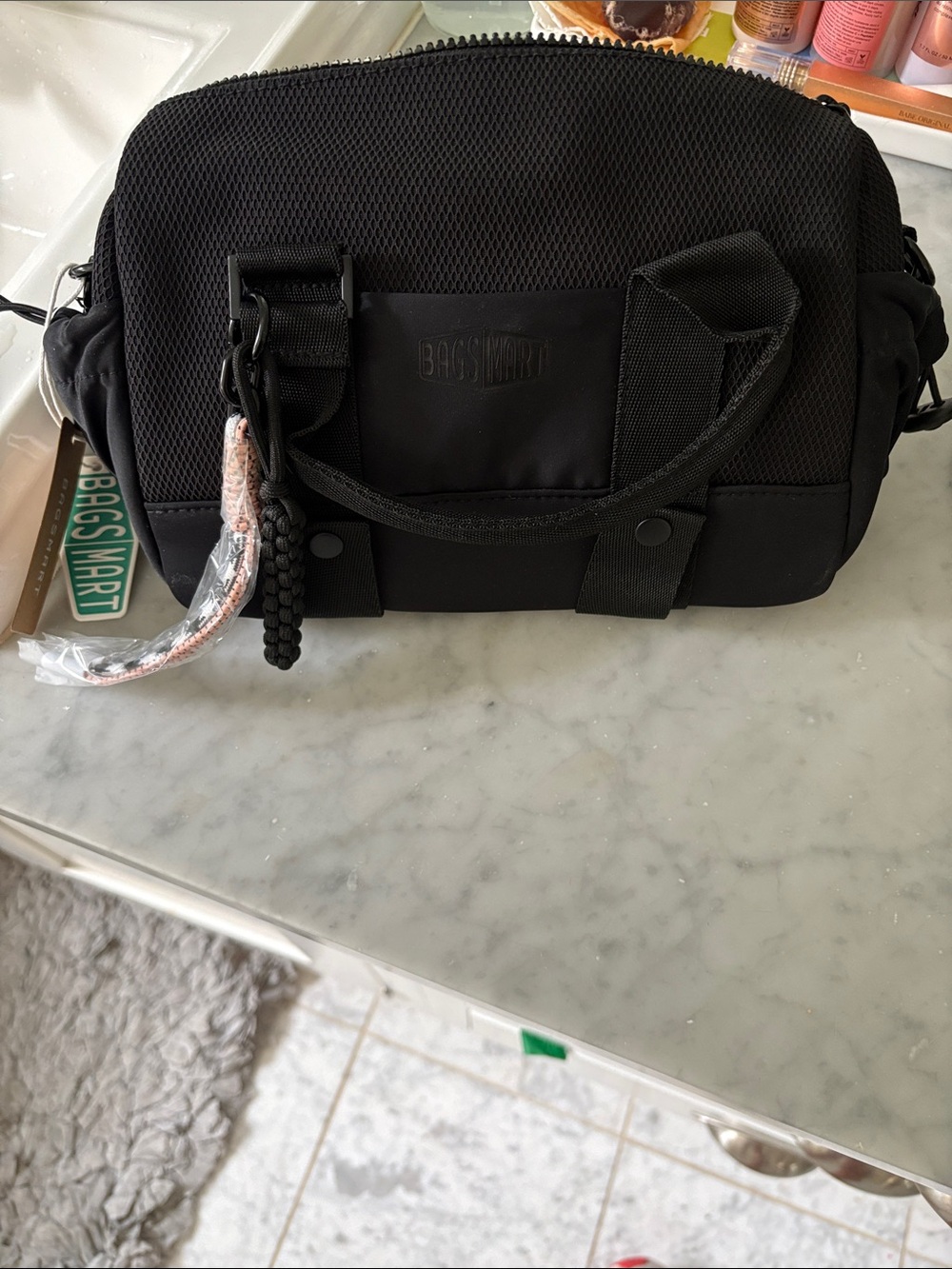 NWT Bagsmart Black Compact Bag